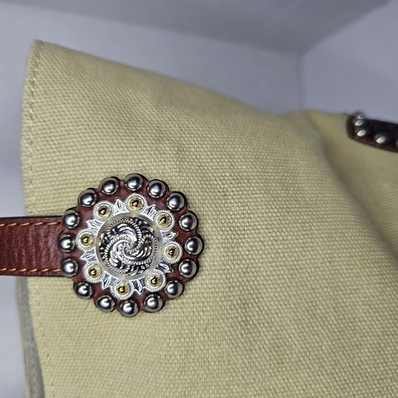 Cream and Brown Western Tote with Leather Accents - Picture 5 of 14